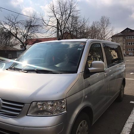 אוטופן Mona Apartment Taxi#Airport #Parking#Bucharest#Therme מראה חיצוני תמונה