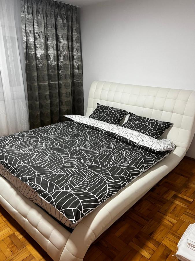 אוטופן Mona Apartment Taxi#Airport #Parking#Bucharest#Therme מראה חיצוני תמונה